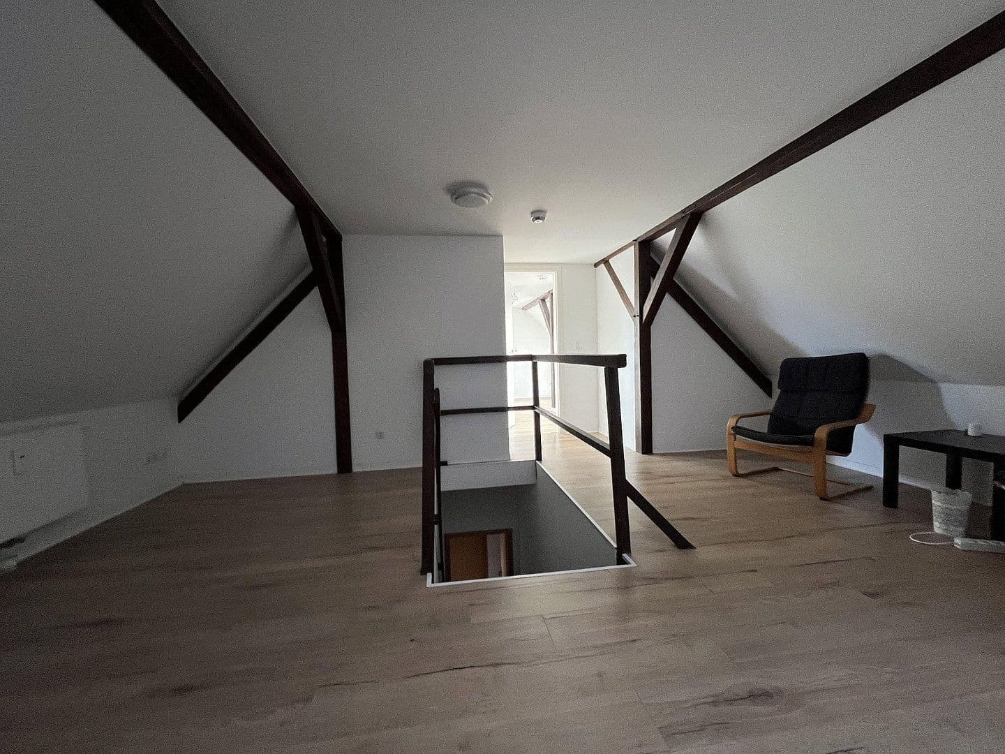 Pronájem bytu 2+1 53 m², Huygensstraße 8a, Leipzig, Sasko Pronájem bytu 2+1 53 m², Huygensstraße 8a, Leipzig, Sasko
