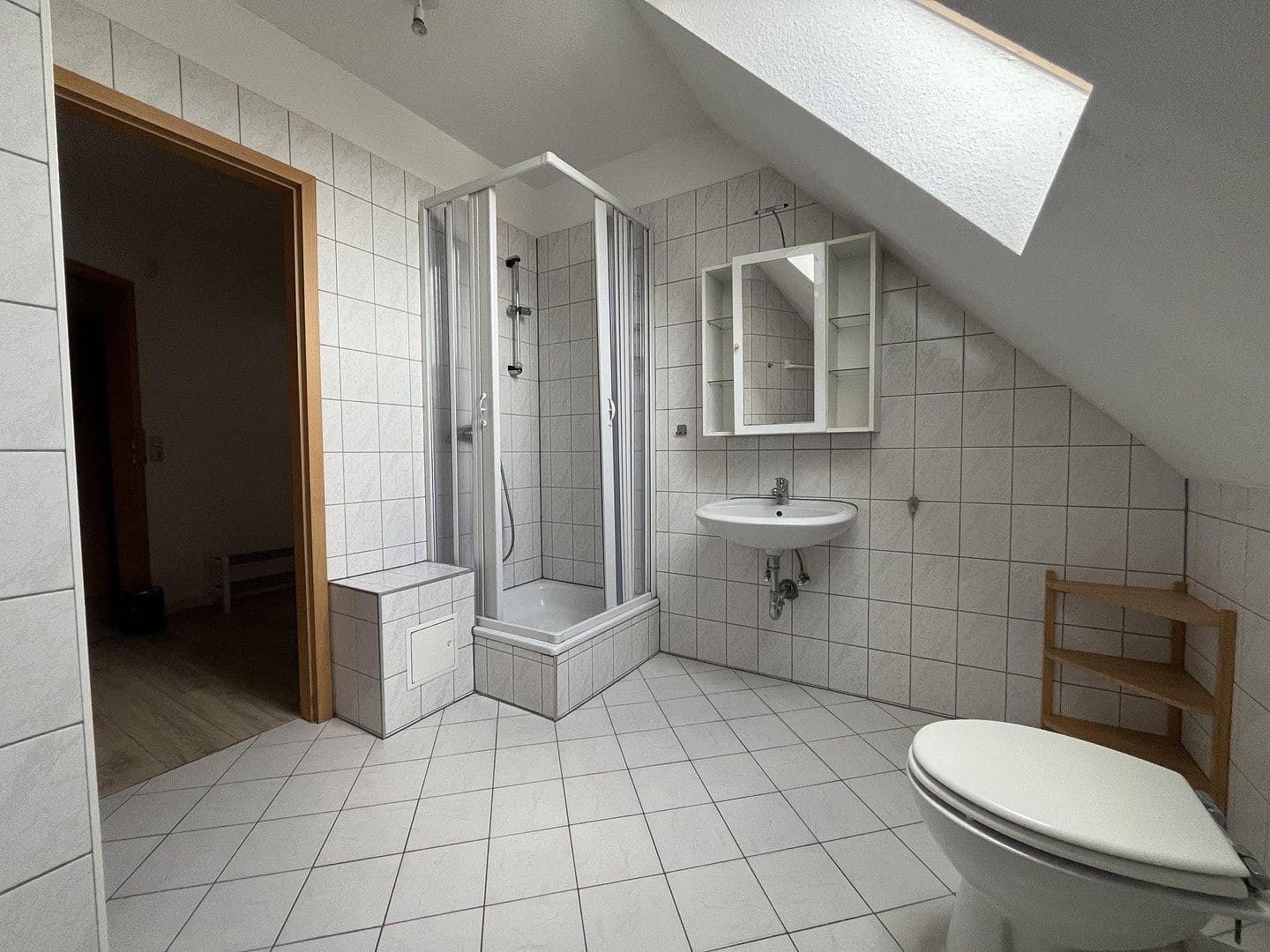 Pronájem bytu 2+1 53 m², Huygensstraße 8a, Leipzig, Sasko Pronájem bytu 2+1 53 m², Huygensstraße 8a, Leipzig, Sasko