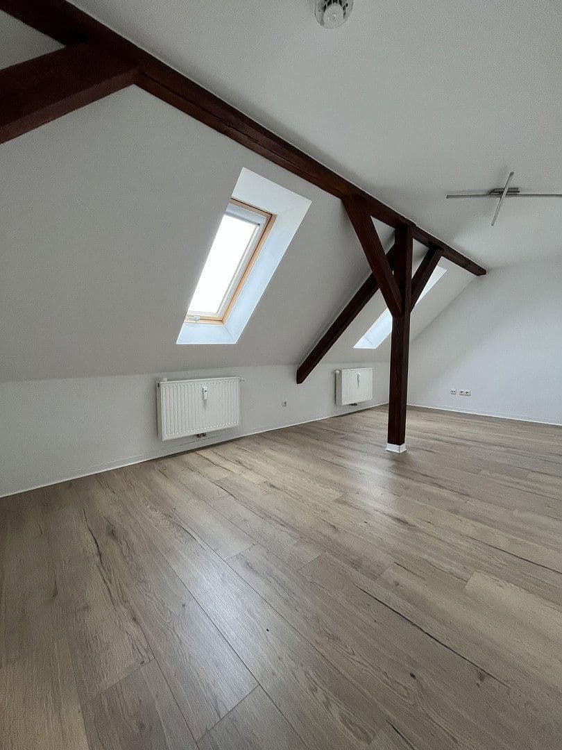 Pronájem bytu 2+1 53 m², Huygensstraße 8a, Leipzig, Sasko Pronájem bytu 2+1 53 m², Huygensstraße 8a, Leipzig, Sasko