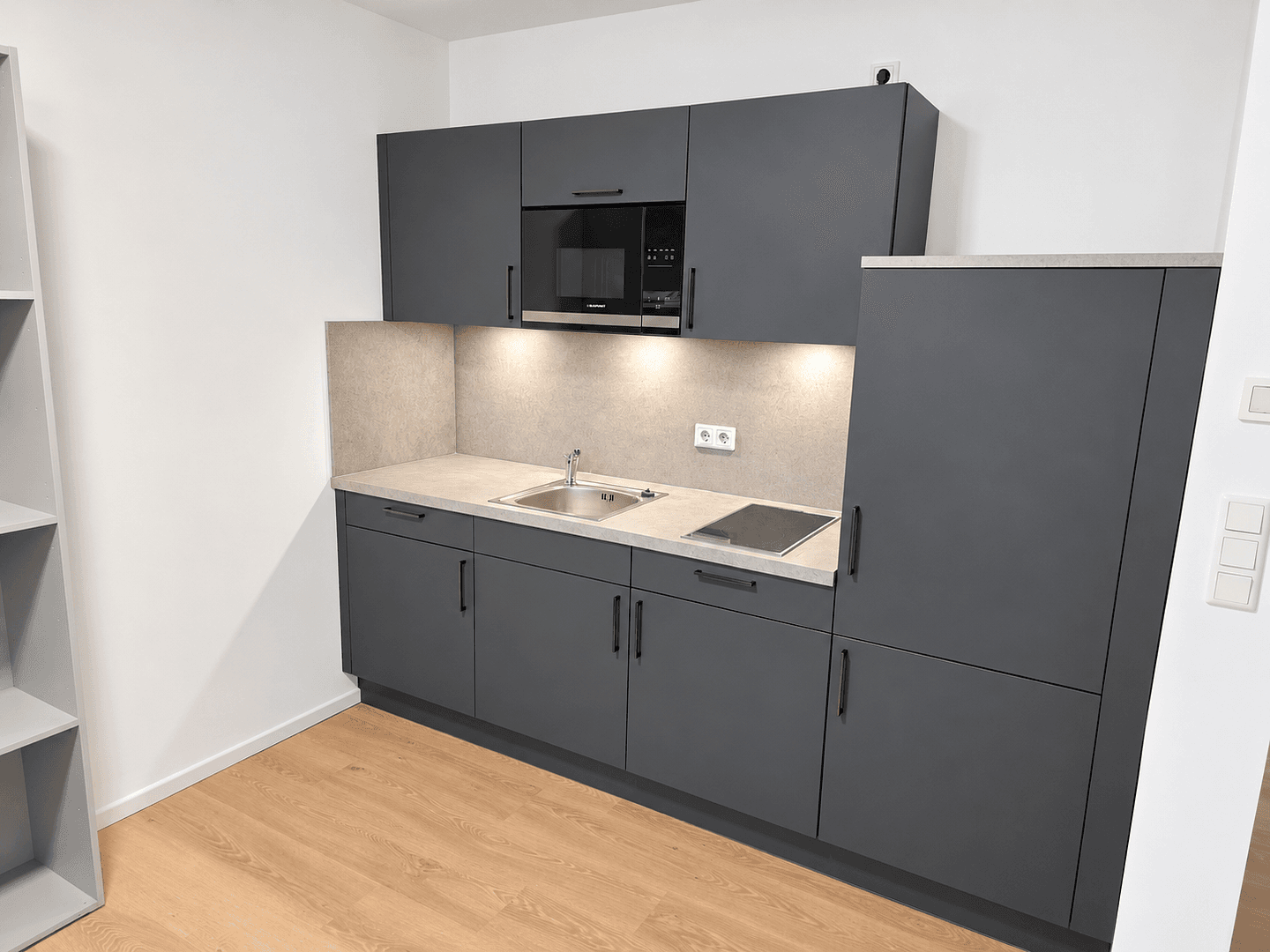 Pronájem bytu 1+1 26 m², Maximilianstrasse 43, Nürnberg, Bavorsko Pronájem bytu 1+1 26 m², Maximilianstrasse 43, Nürnberg, Bavorsko