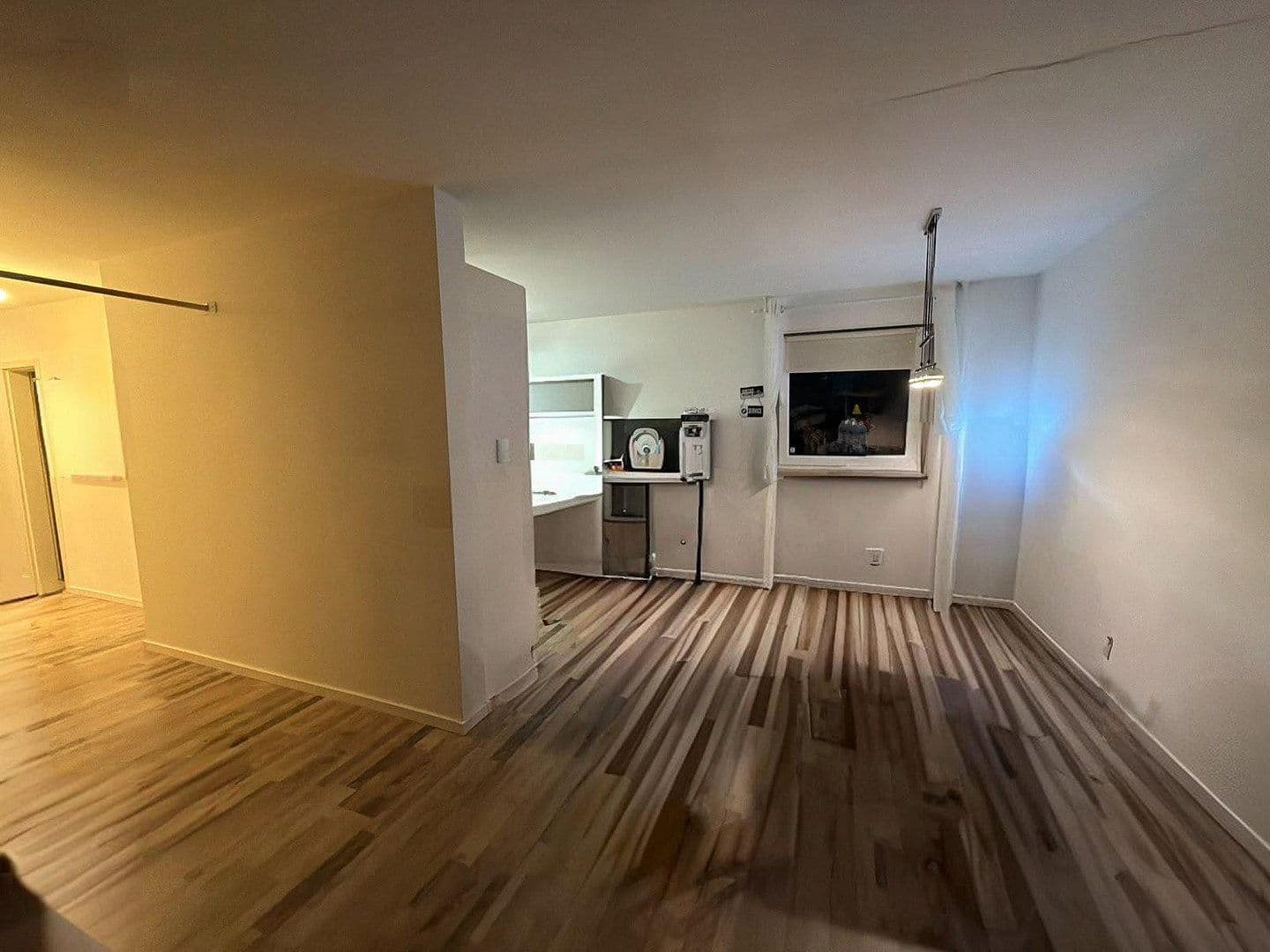 Pronájem bytu 3+1 92 m², Frankfurt am Main, Hessen Pronájem bytu 3+1 92 m², Frankfurt am Main, Hessen