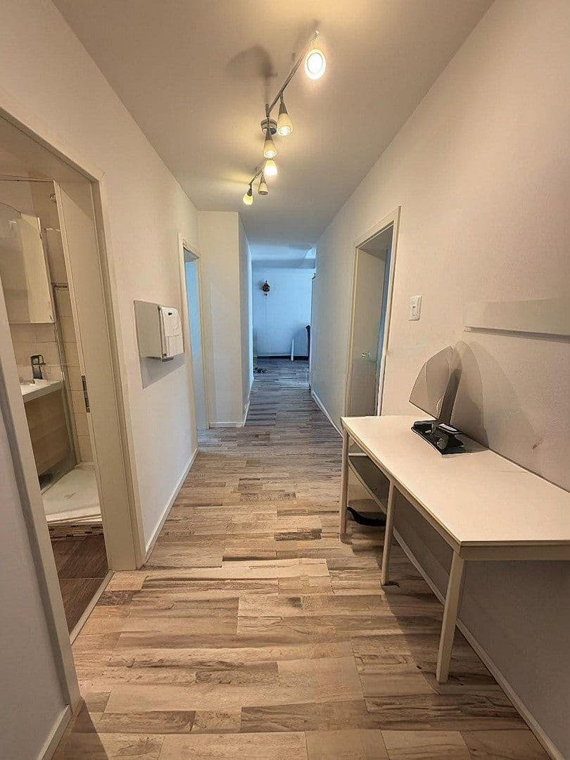 Pronájem bytu 3+1 92 m², Frankfurt am Main, Hessen Pronájem bytu 3+1 92 m², Frankfurt am Main, Hessen