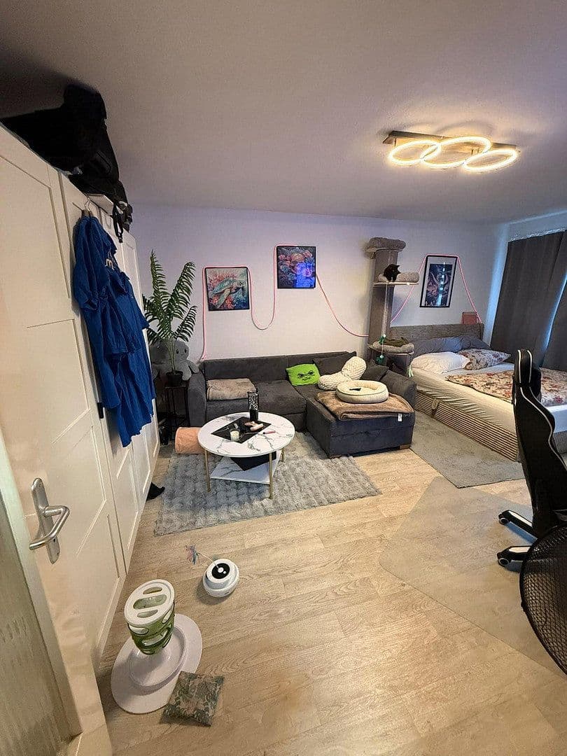 Pronájem bytu 1+1 34 m², Fortshausstrasse 11, Hanau, Hessen Pronájem bytu 1+1 34 m², Fortshausstrasse 11, Hanau, Hessen