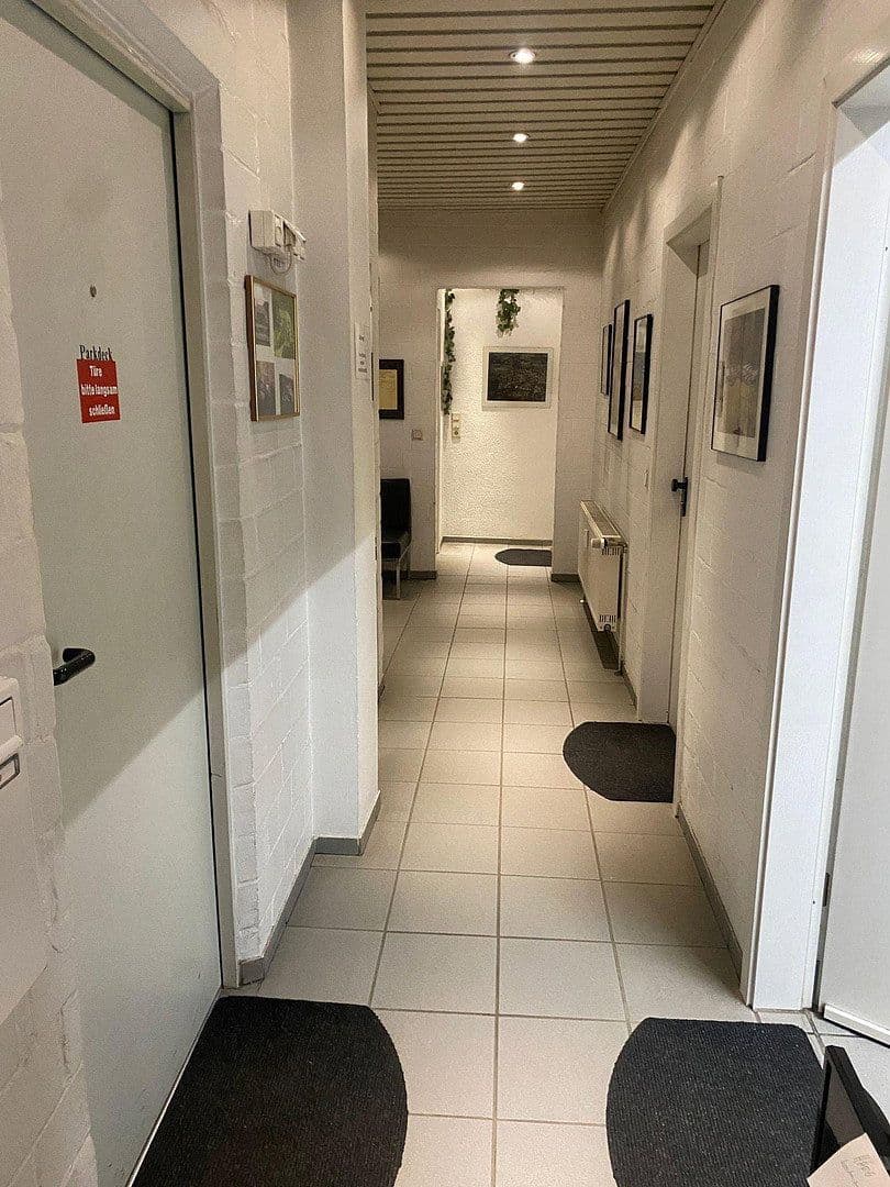 Pronájem bytu 6+1 246 m², Velbert, Severní Porýní-Vestfálsko Pronájem bytu 6+1 246 m², Velbert, Severní Porýní-Vestfálsko