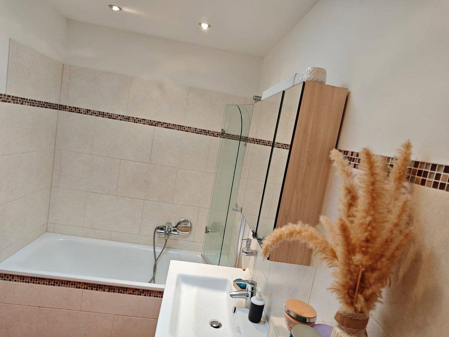 Prodej domu 110 m², pozemek 180 m², Rohlandtstr. 56, Winsen (Luhe), Dolní Sasko Prodej domu 110 m², pozemek 180 m², Rohlandtstr. 56, Winsen (Luhe), Dolní Sasko