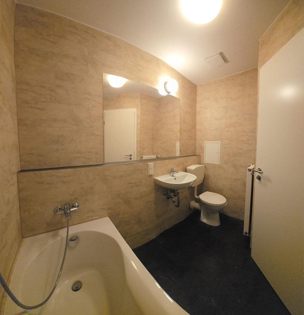 Prodej bytu 2+1 67 m², Börnestraße 15, Berlin Weißensee, Berlín Prodej bytu 2+1 67 m², Börnestraße 15, Berlin Weißensee, Berlín