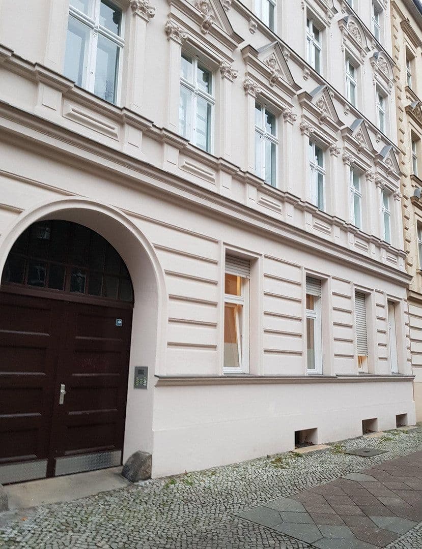 Prodej bytu 2+1 67 m², Börnestraße 15, Berlin Weißensee, Berlín Prodej bytu 2+1 67 m², Börnestraße 15, Berlin Weißensee, Berlín