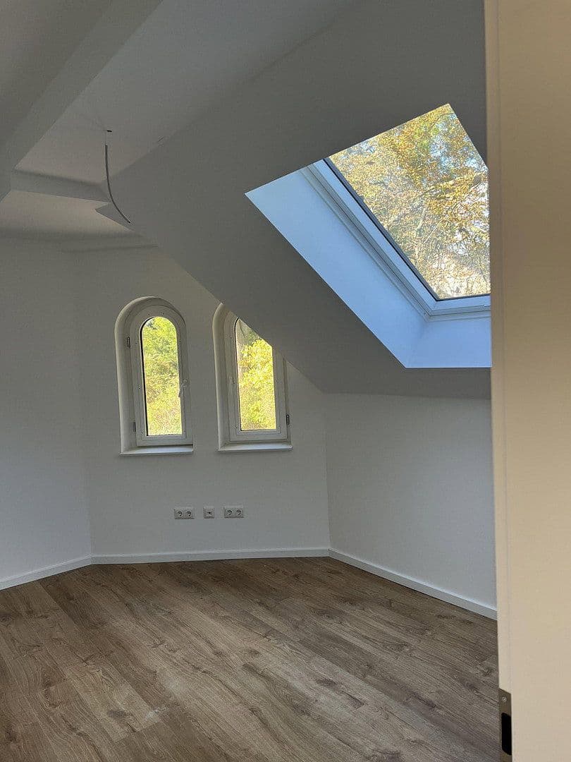 Prodej domu 260 m², pozemek 650 m², Pulheim, Severní Porýní-Vestfálsko Prodej domu 260 m², pozemek 650 m², Pulheim, Severní Porýní-Vestfálsko