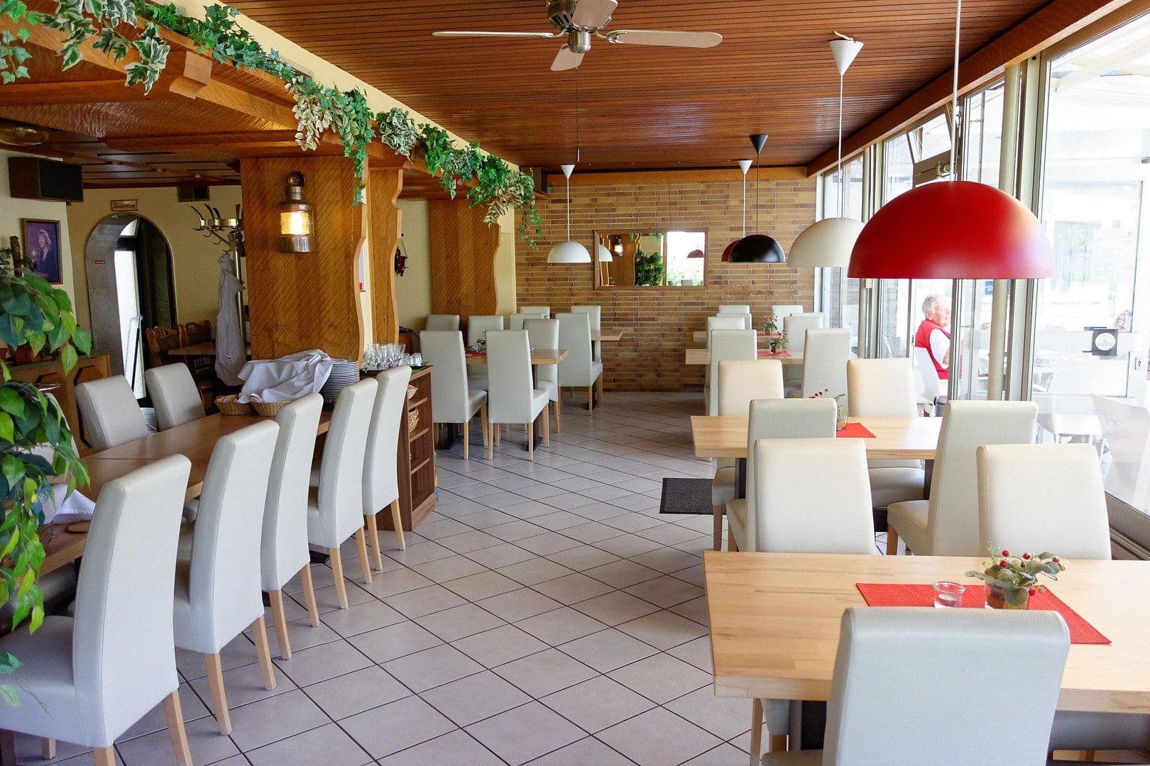Prodej nebytového prostoru 567 m², Kerwerstraße 1–5, Cochem, Porýní-Falc Prodej nebytového prostoru 567 m², Kerwerstraße 1–5, Cochem, Porýní-Falc