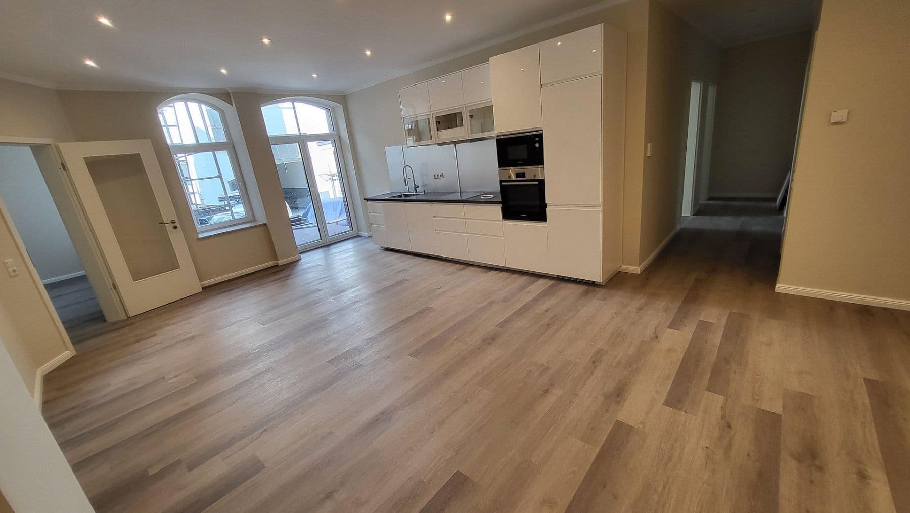 Pronájem bytu 5+1 128 m², Moritzstraße 68, Wiesbaden, Hessen Pronájem bytu 5+1 128 m², Moritzstraße 68, Wiesbaden, Hessen