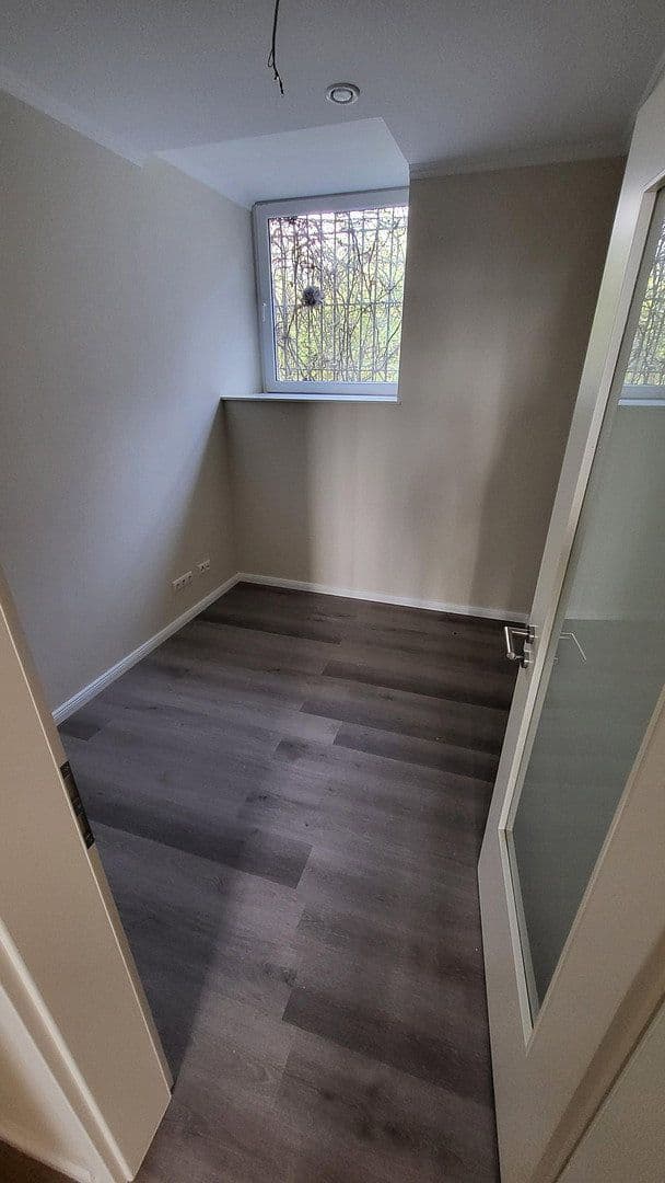 Pronájem bytu 5+1 128 m², Moritzstraße 68, Wiesbaden, Hessen Pronájem bytu 5+1 128 m², Moritzstraße 68, Wiesbaden, Hessen