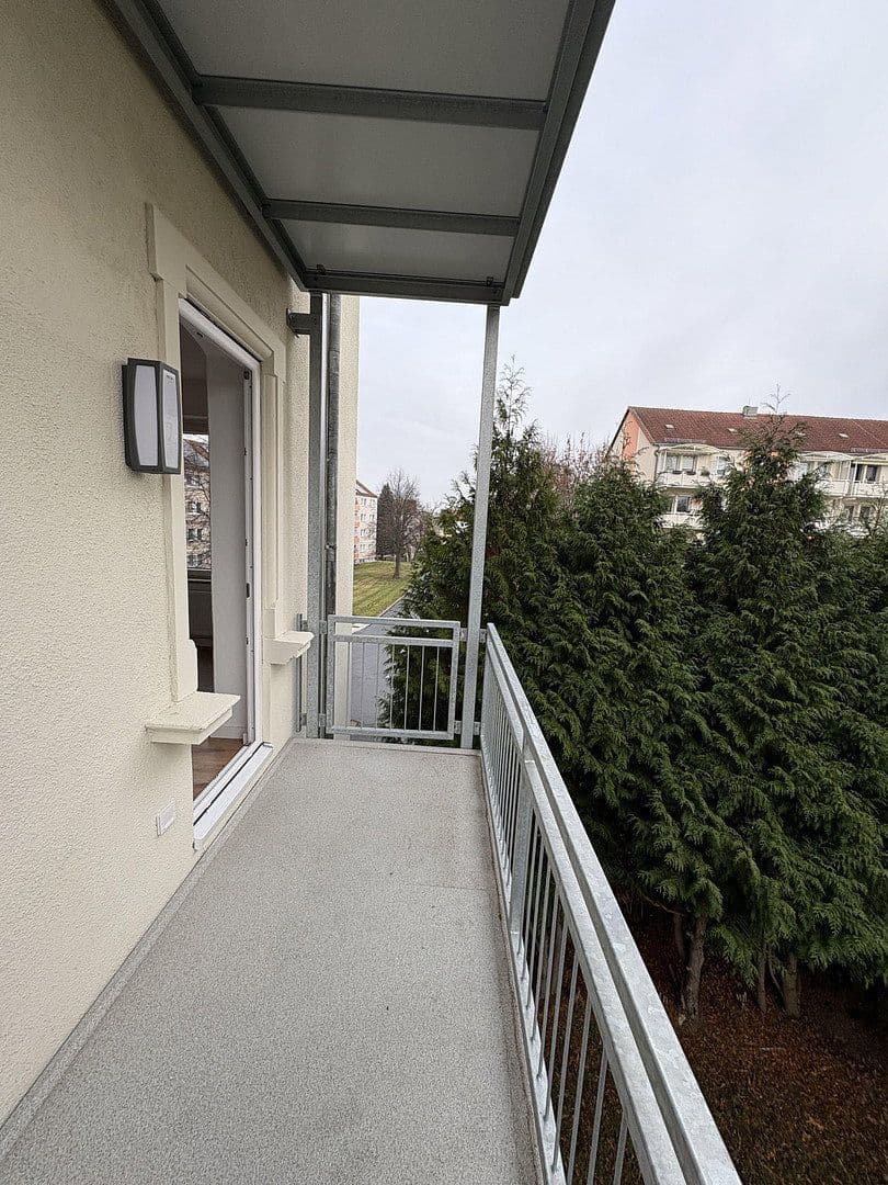 Pronájem bytu 3+1 78 m², Clara-Zetkin-Str. 18, Žitava, Sasko Pronájem bytu 3+1 78 m², Clara-Zetkin-Str. 18, Žitava, Sasko