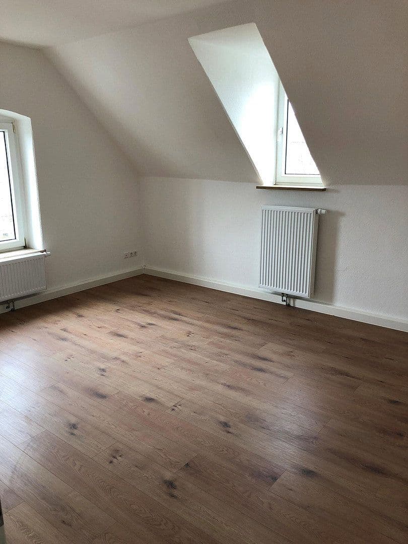 Pronájem bytu 3+1 78 m², Clara-Zetkin-Str. 18, Žitava, Sasko Pronájem bytu 3+1 78 m², Clara-Zetkin-Str. 18, Žitava, Sasko
