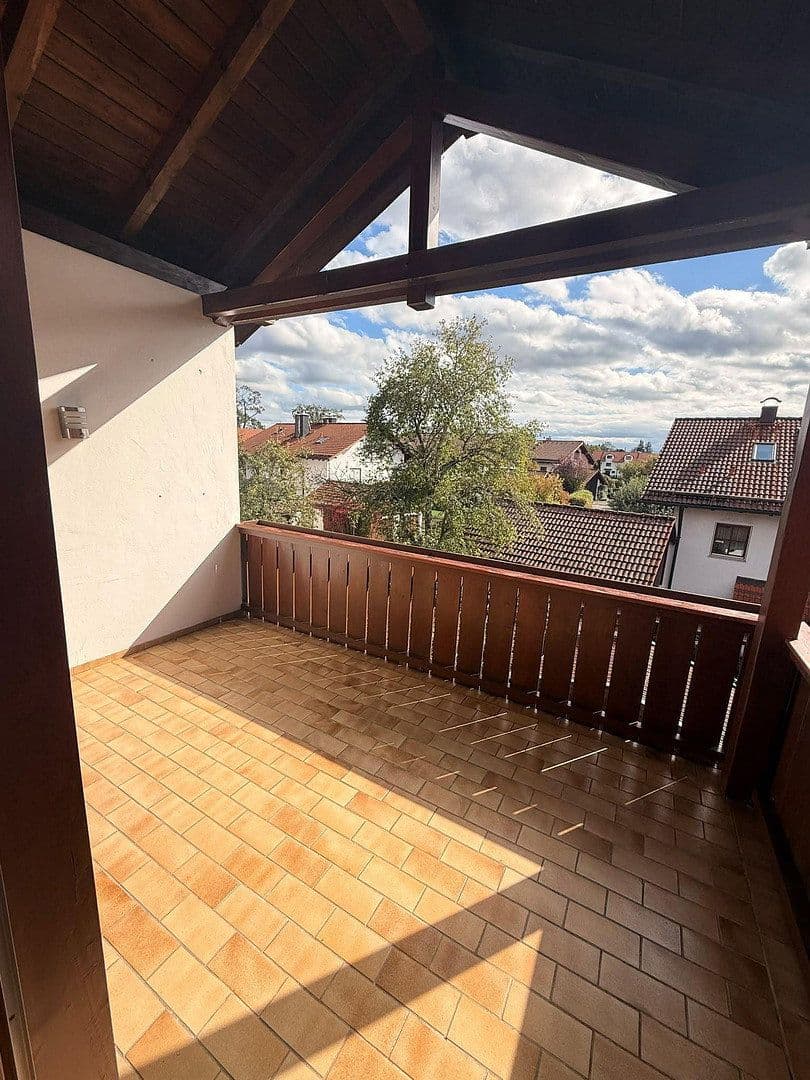 Pronájem bytu 2+1 74 m², Sauerlach, Bavorsko Pronájem bytu 2+1 74 m², Sauerlach, Bavorsko