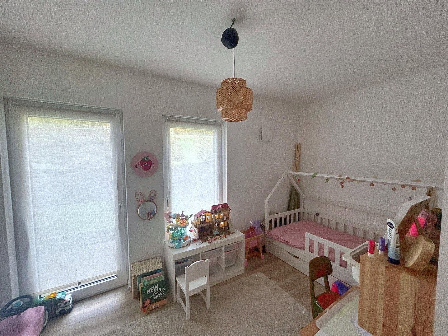 Pronájem bytu 3+1 87 m², Adolf-Sänger-Weg 12, Kreuztal, Severní Porýní-Vestfálsko Pronájem bytu 3+1 87 m², Adolf-Sänger-Weg 12, Kreuztal, Severní Porýní-Vestfálsko