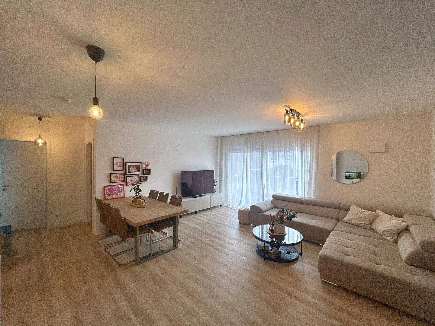 Pronájem bytu 3+1 87 m², Adolf-Sänger-Weg 12, Kreuztal, Severní Porýní-Vestfálsko Pronájem bytu 3+1 87 m², Adolf-Sänger-Weg 12, Kreuztal, Severní Porýní-Vestfálsko