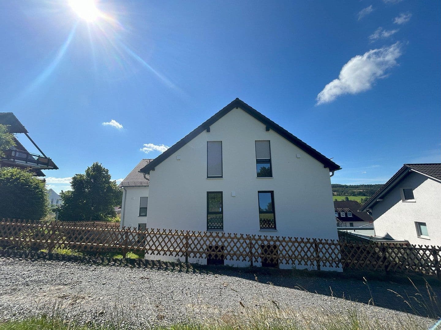 Pronájem bytu 3+1 87 m², Adolf-Sänger-Weg 12, Kreuztal, Severní Porýní-Vestfálsko Pronájem bytu 3+1 87 m², Adolf-Sänger-Weg 12, Kreuztal, Severní Porýní-Vestfálsko