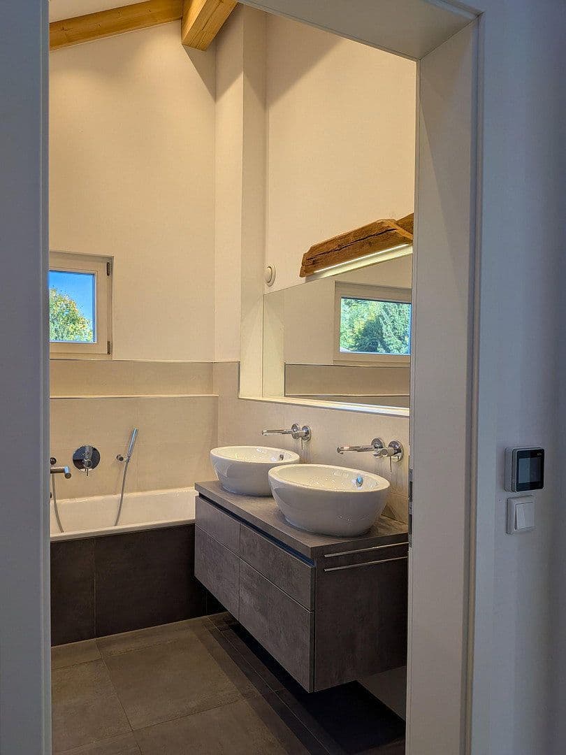 Prodej domu 188 m², pozemek 1.100 m², Traunstein, Bavorsko Prodej domu 188 m², pozemek 1.100 m², Traunstein, Bavorsko