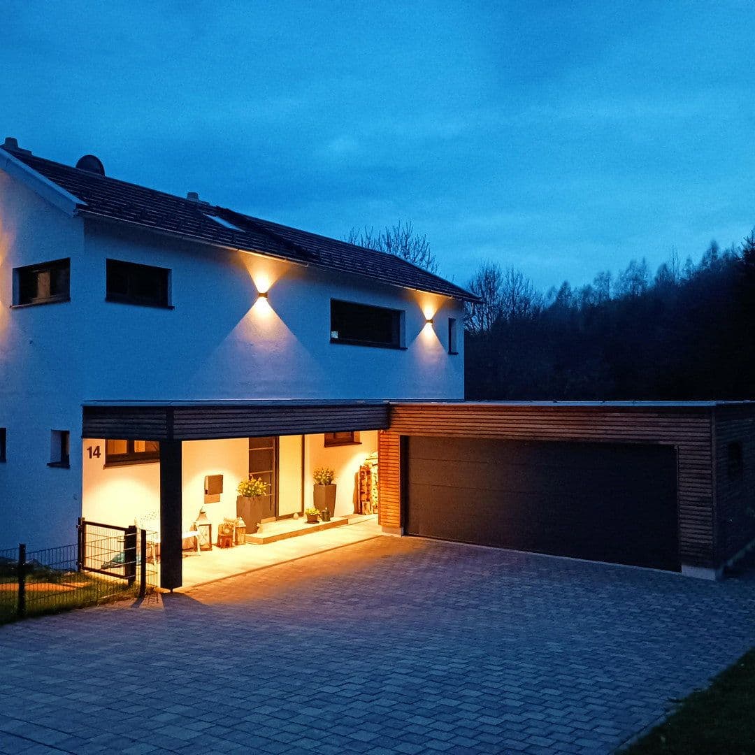 Prodej domu 188 m², pozemek 1.100 m², Traunstein, Bavorsko Prodej domu 188 m², pozemek 1.100 m², Traunstein, Bavorsko