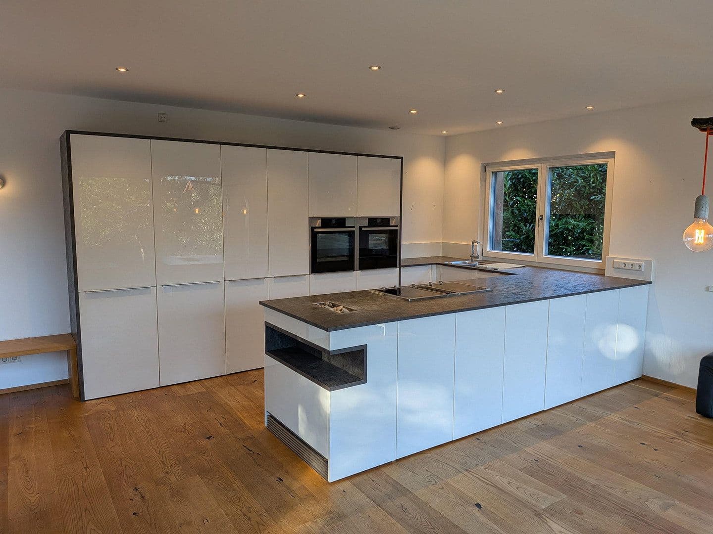 Prodej domu 188 m², pozemek 1.100 m², Traunstein, Bavorsko Prodej domu 188 m², pozemek 1.100 m², Traunstein, Bavorsko
