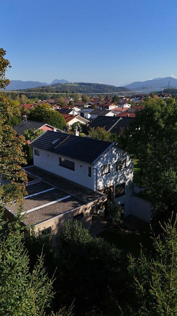 Prodej domu 188 m², pozemek 1.100 m², Traunstein, Bavorsko Prodej domu 188 m², pozemek 1.100 m², Traunstein, Bavorsko