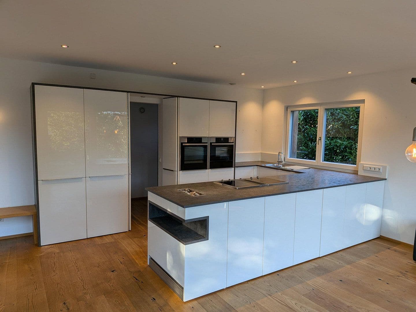 Prodej domu 188 m², pozemek 1.100 m², Traunstein, Bavorsko Prodej domu 188 m², pozemek 1.100 m², Traunstein, Bavorsko