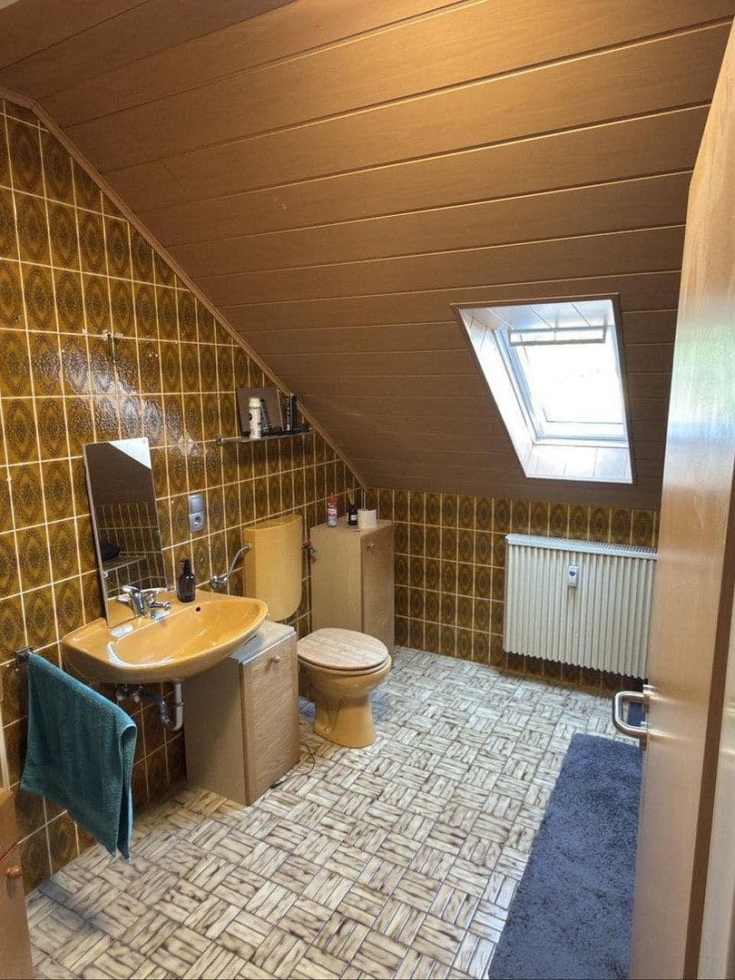 Prodej domu 234 m², pozemek 465 m², Oberstraße 22, Faid, Porýní-Falc Prodej domu 234 m², pozemek 465 m², Oberstraße 22, Faid, Porýní-Falc