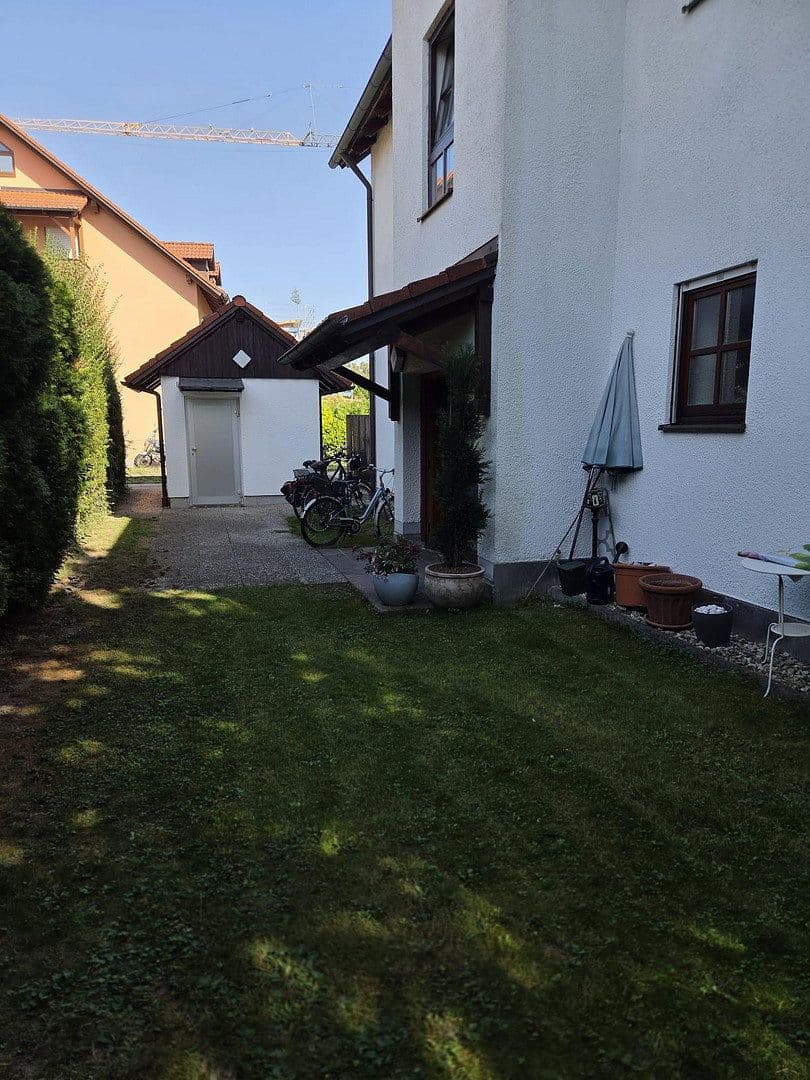 Pronájem bytu 3+1 90 m², Aufkirchener Weg 12, Erding, Bavorsko Pronájem bytu 3+1 90 m², Aufkirchener Weg 12, Erding, Bavorsko