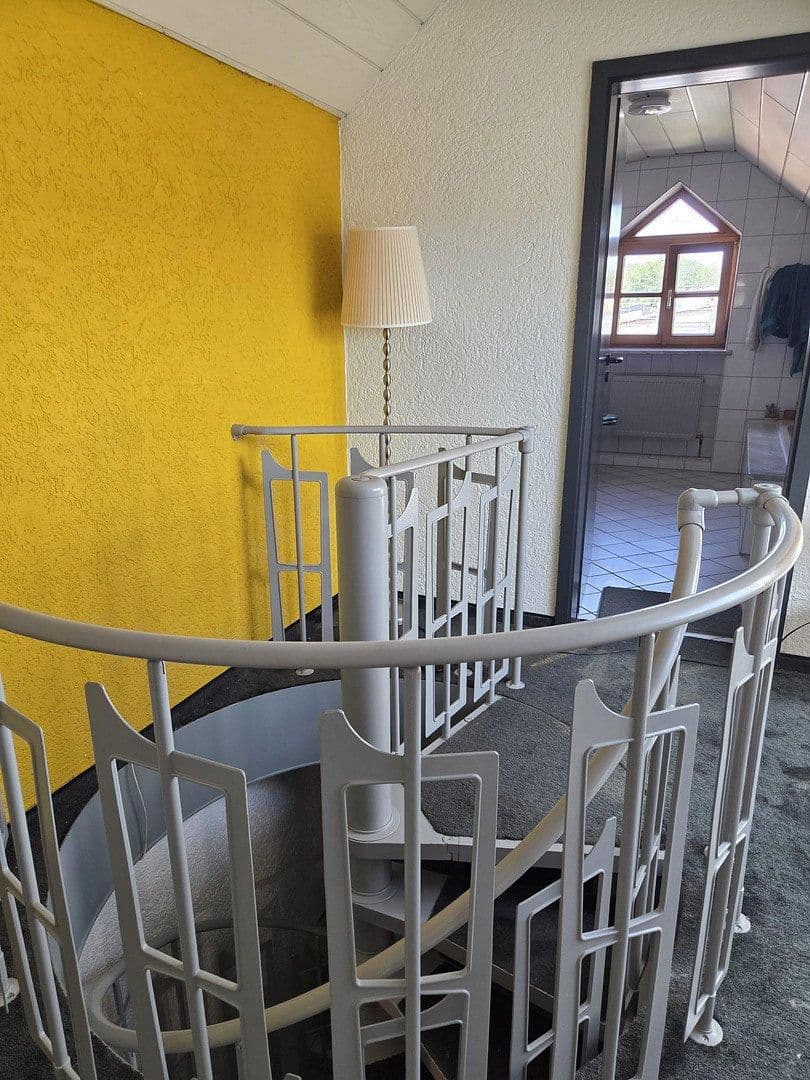 Pronájem bytu 3+1 90 m², Aufkirchener Weg 12, Erding, Bavorsko Pronájem bytu 3+1 90 m², Aufkirchener Weg 12, Erding, Bavorsko