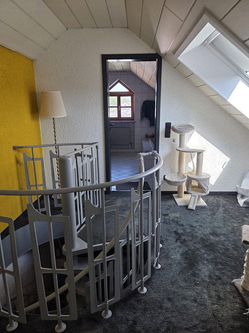 Pronájem bytu 3+1 90 m², Aufkirchener Weg 12, Erding, Bavorsko Pronájem bytu 3+1 90 m², Aufkirchener Weg 12, Erding, Bavorsko