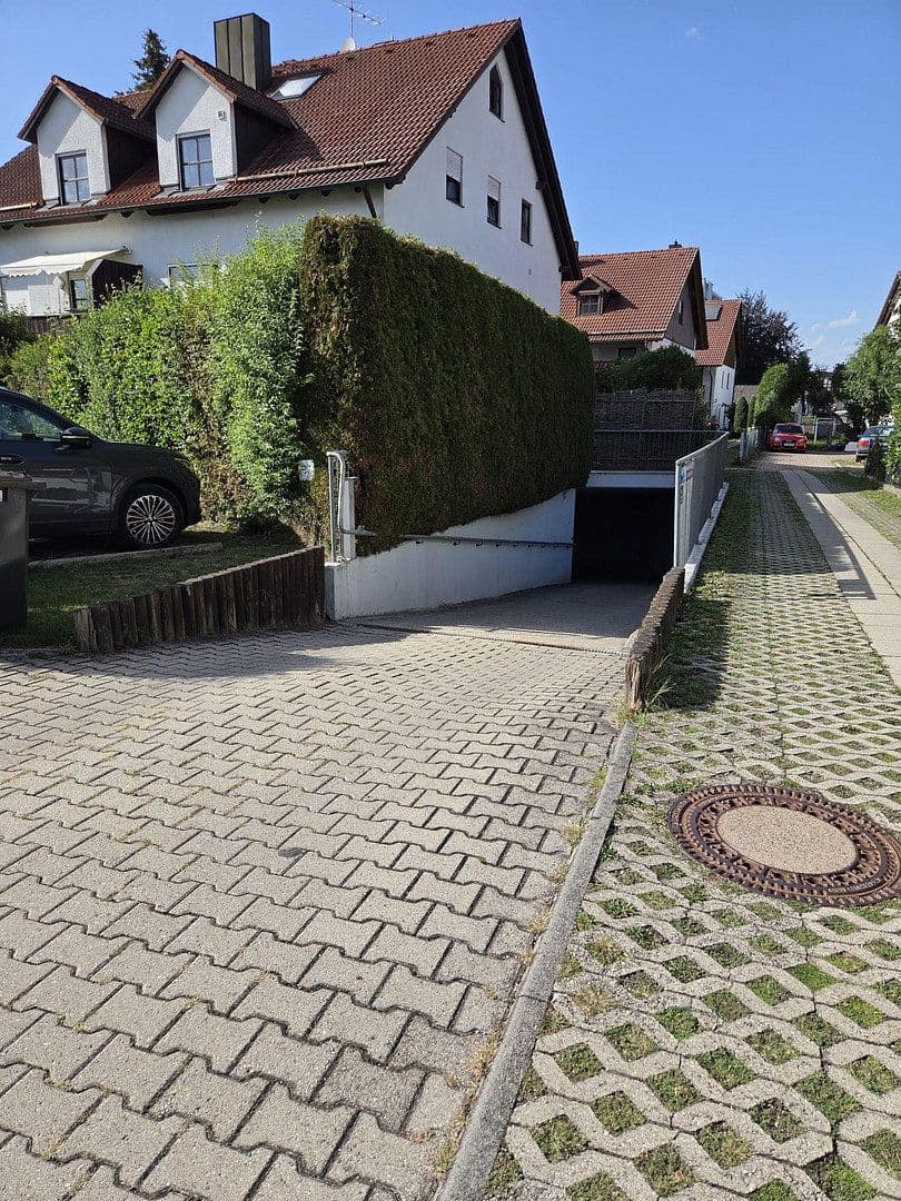 Pronájem bytu 3+1 90 m², Aufkirchener Weg 12, Erding, Bavorsko Pronájem bytu 3+1 90 m², Aufkirchener Weg 12, Erding, Bavorsko