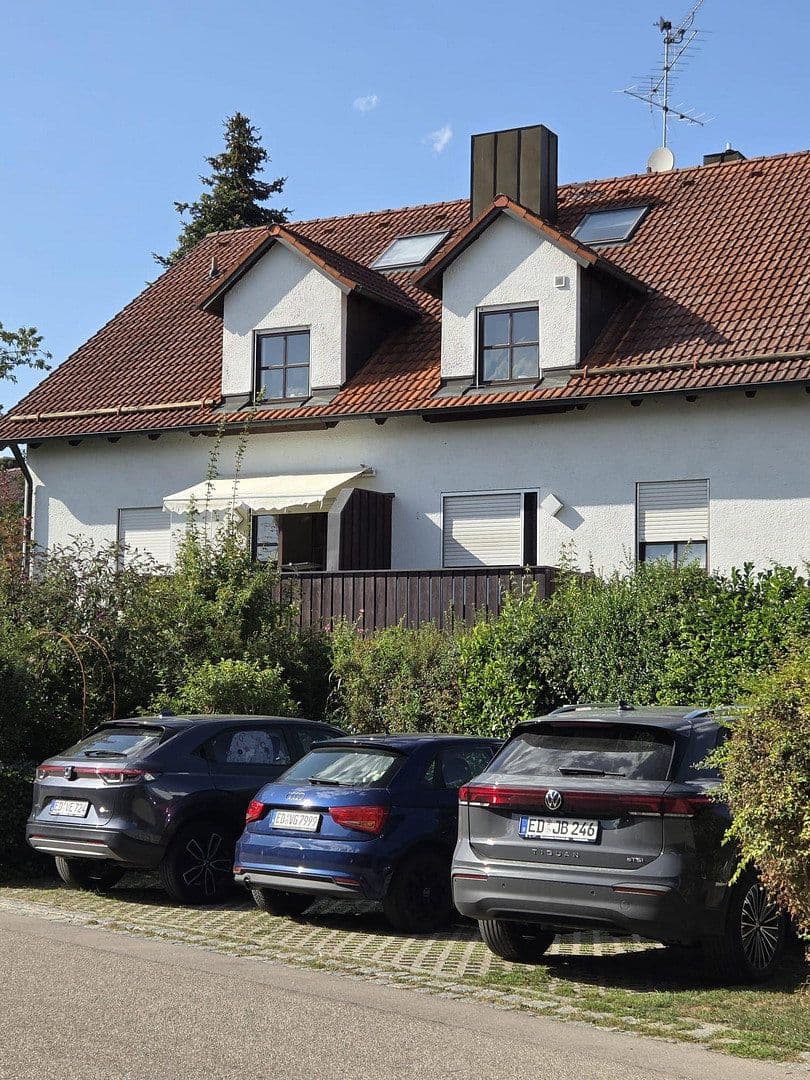 Pronájem bytu 3+1 90 m², Aufkirchener Weg 12, Erding, Bavorsko Pronájem bytu 3+1 90 m², Aufkirchener Weg 12, Erding, Bavorsko