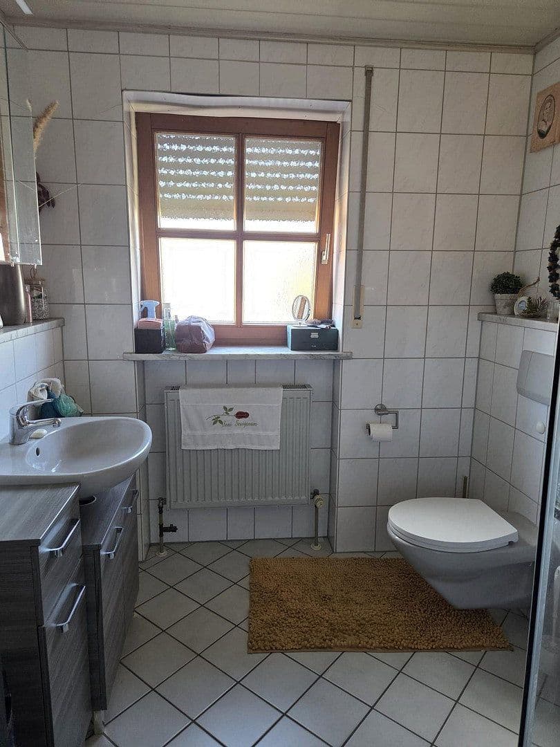 Pronájem bytu 3+1 90 m², Aufkirchener Weg 12, Erding, Bavorsko Pronájem bytu 3+1 90 m², Aufkirchener Weg 12, Erding, Bavorsko