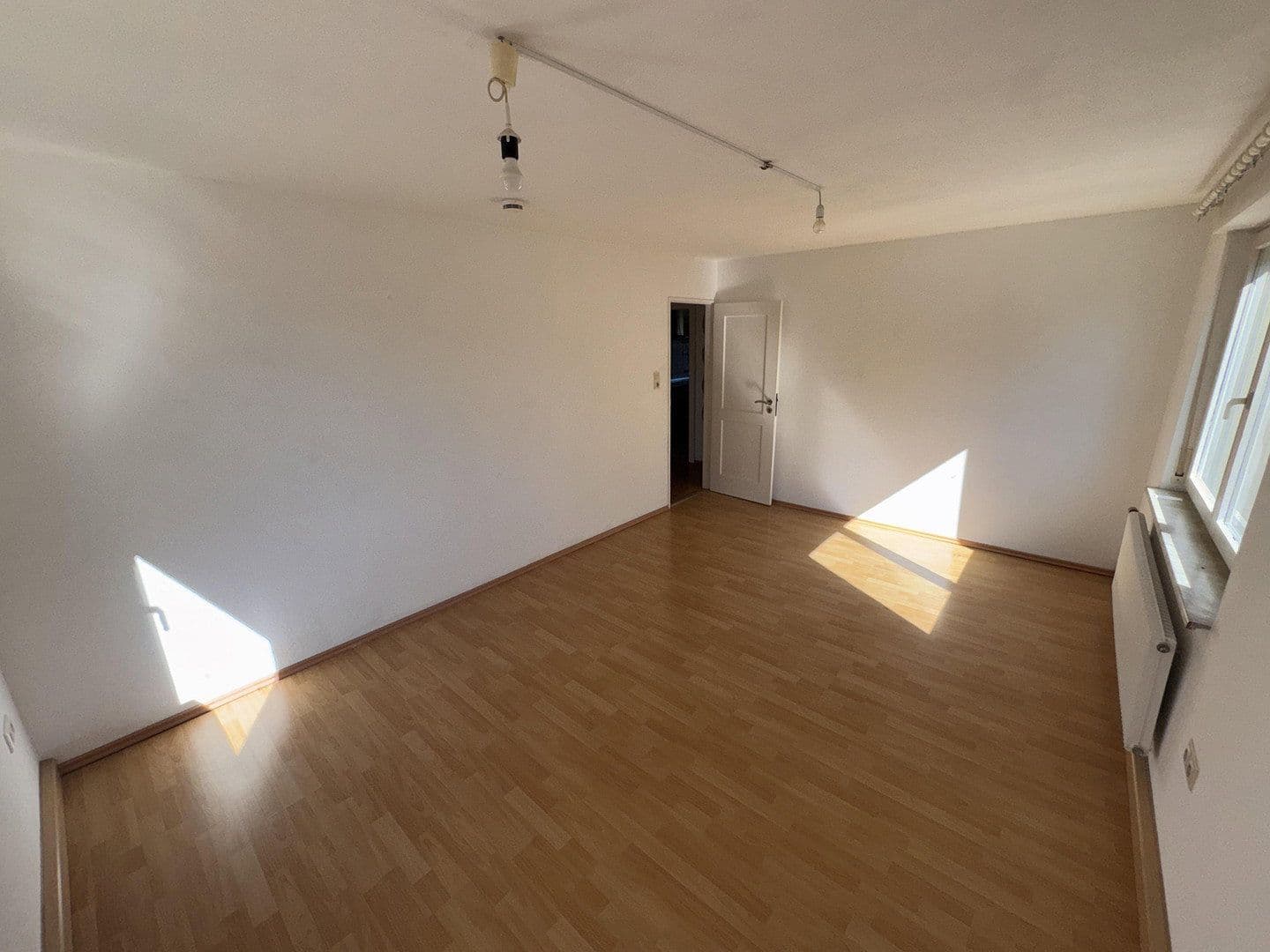 Pronájem bytu 3+1 63 m², Lichtenau, Bádensko-Württembersko Pronájem bytu 3+1 63 m², Lichtenau, Bádensko-Württembersko