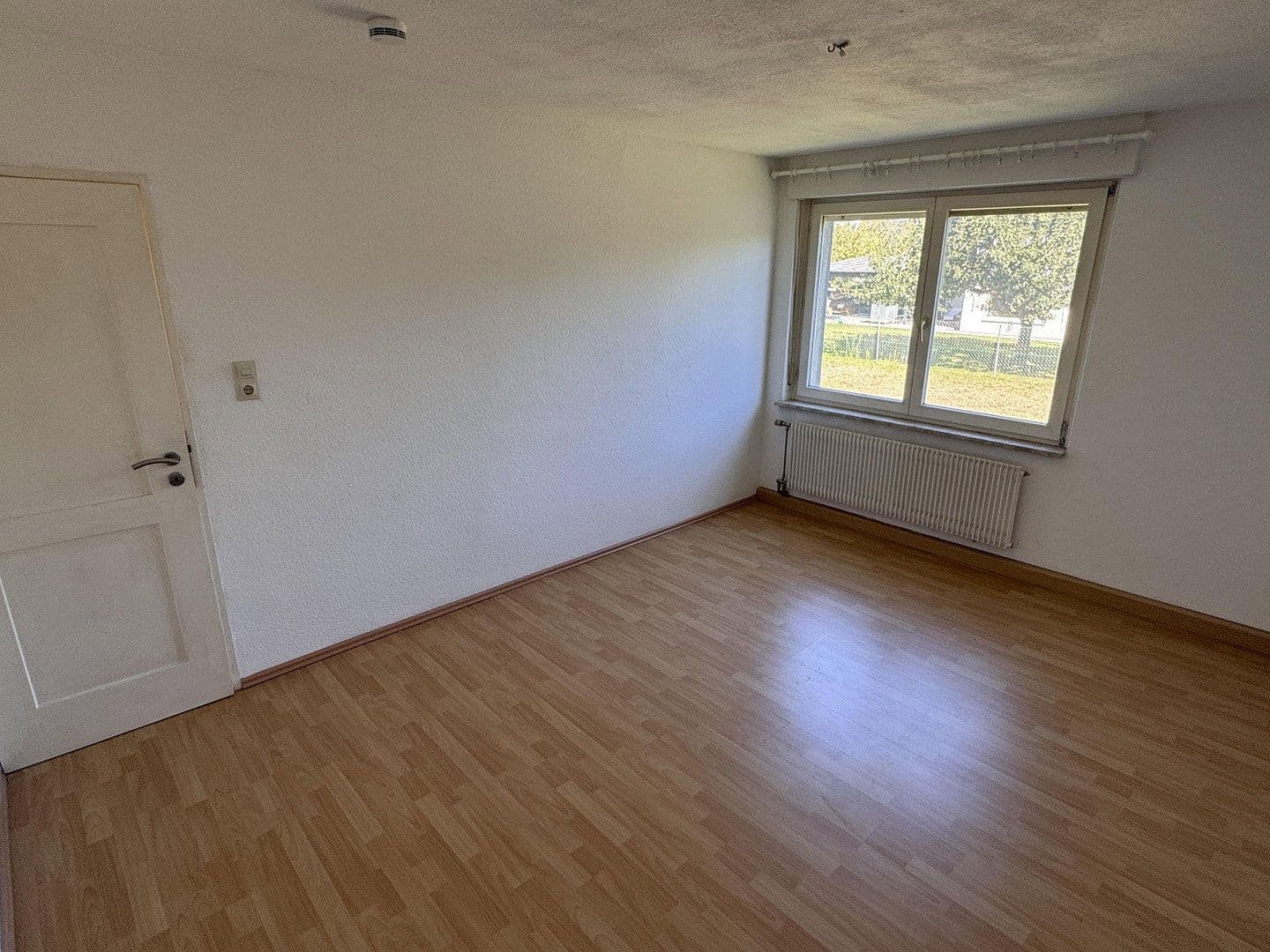 Pronájem bytu 3+1 63 m², Lichtenau, Bádensko-Württembersko Pronájem bytu 3+1 63 m², Lichtenau, Bádensko-Württembersko