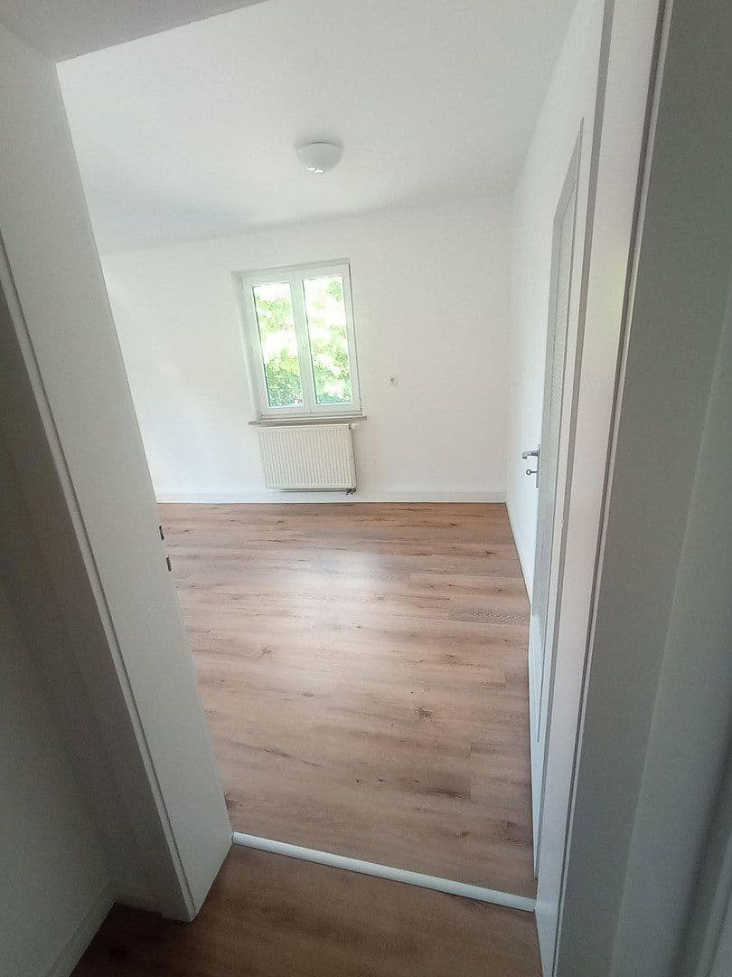 Pronájem bytu 2+1 58 m², Friedrich-Ebert-Str.57 1/2, Ingolstadt, Bavorsko Pronájem bytu 2+1 58 m², Friedrich-Ebert-Str.57 1/2, Ingolstadt, Bavorsko