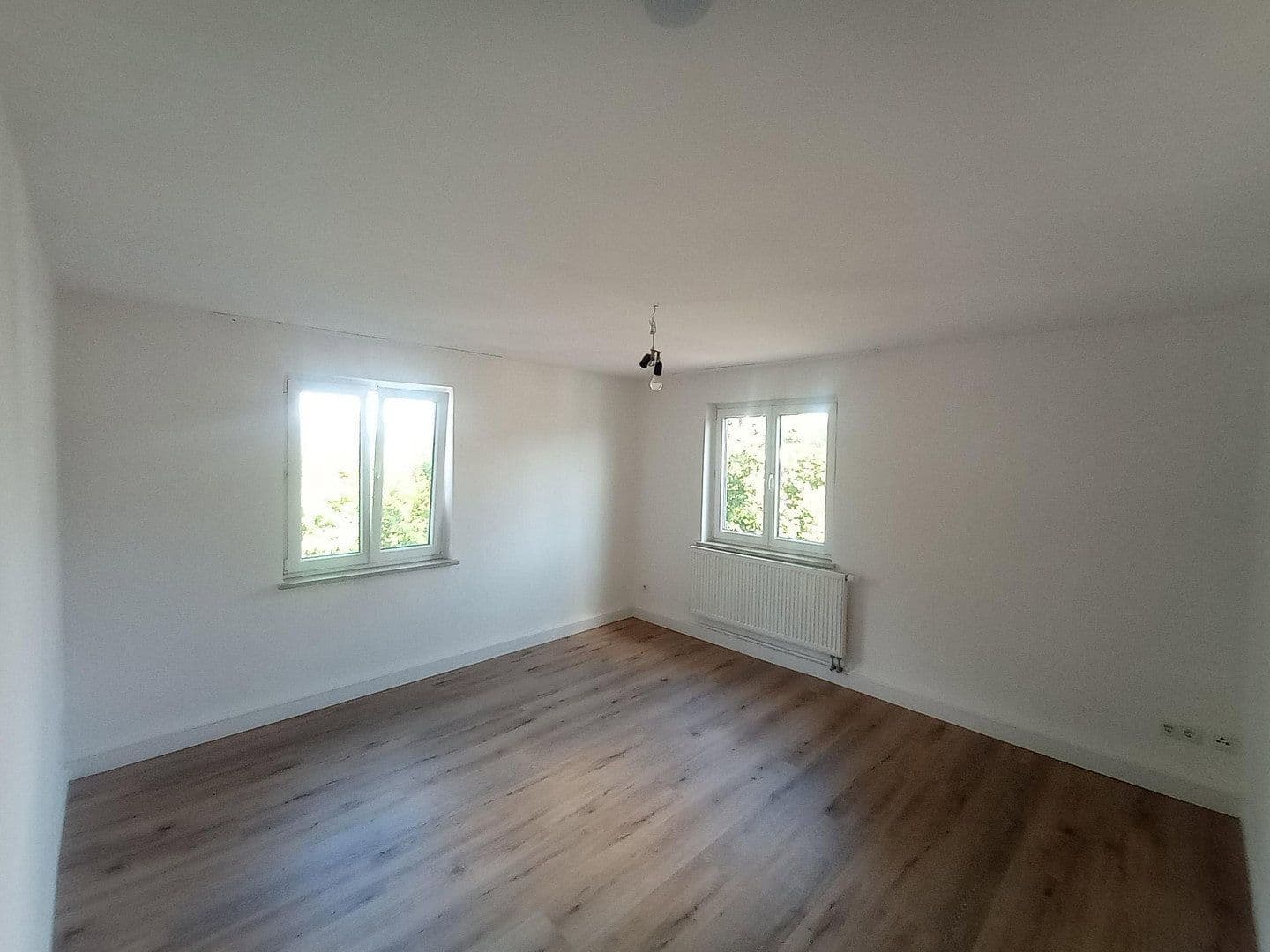 Pronájem bytu 2+1 58 m², Friedrich-Ebert-Str.57 1/2, Ingolstadt, Bavorsko Pronájem bytu 2+1 58 m², Friedrich-Ebert-Str.57 1/2, Ingolstadt, Bavorsko