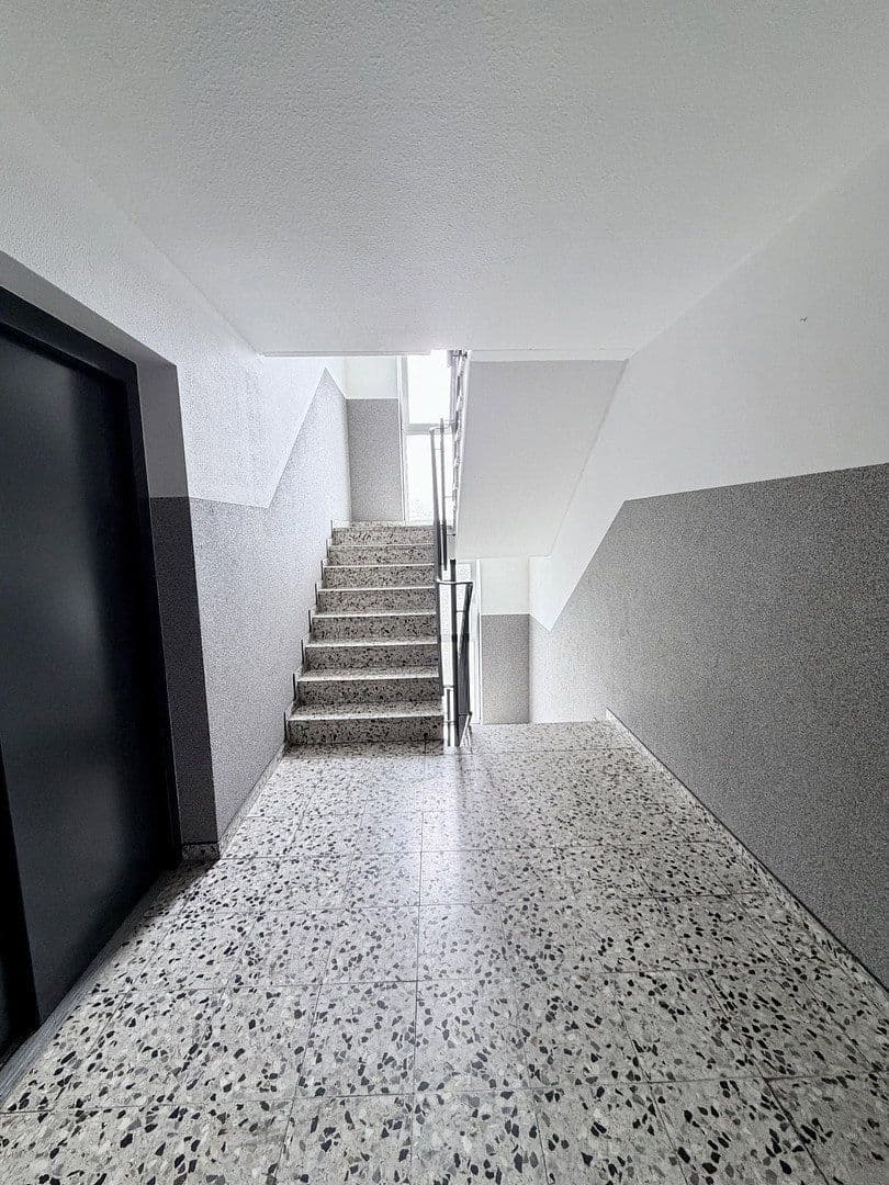 Prodej bytu 3+1 84 m², Köln, Severní Porýní-Vestfálsko Prodej bytu 3+1 84 m², Köln, Severní Porýní-Vestfálsko