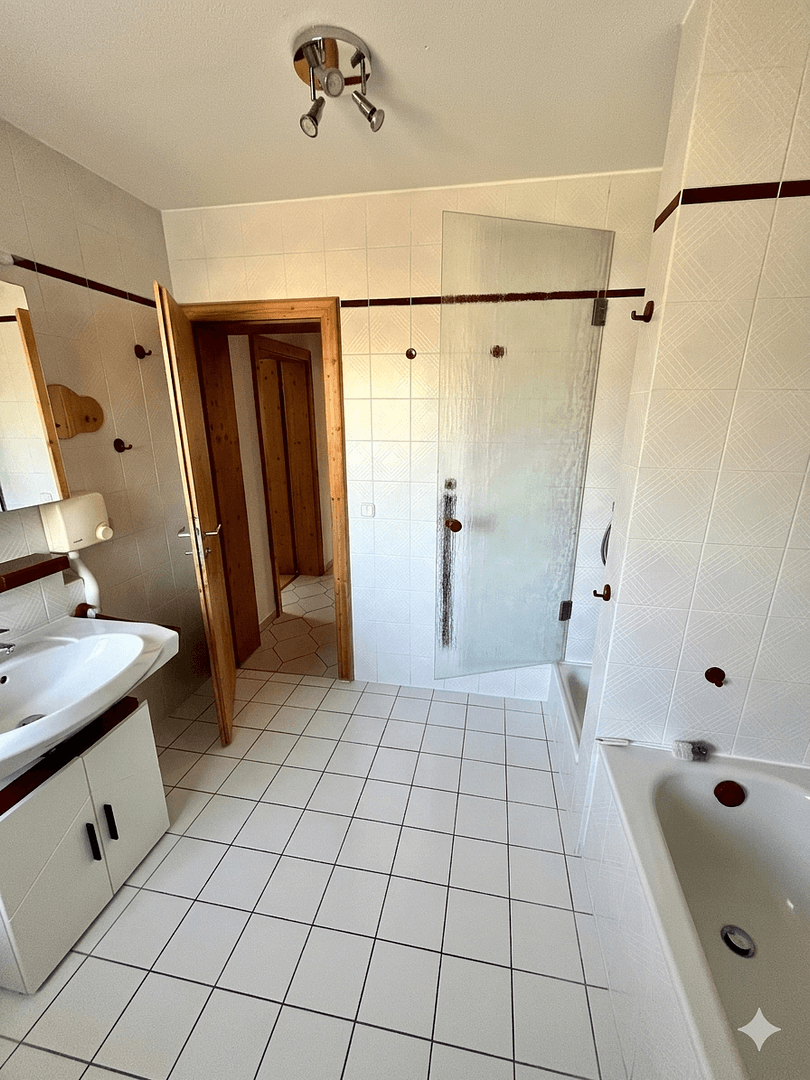 Prodej domu 97 m², pozemek 404 m², Ostermünchen, Bavorsko Prodej domu 97 m², pozemek 404 m², Ostermünchen, Bavorsko