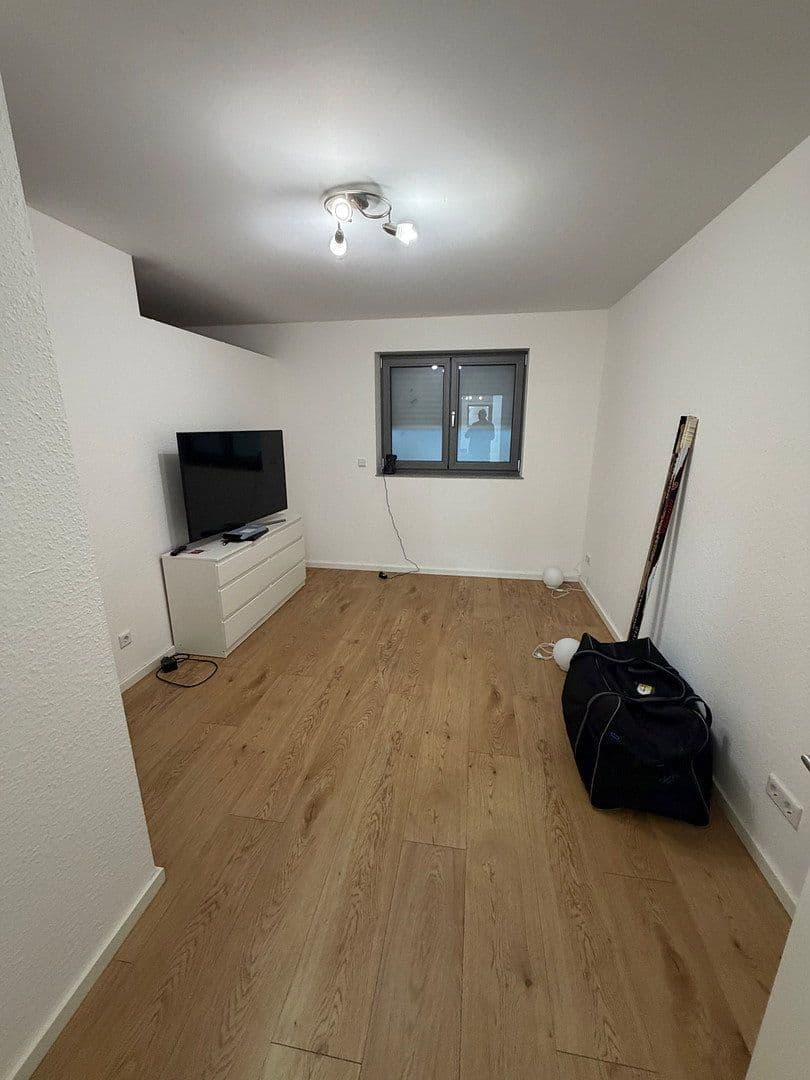 Pronájem bytu 2+1 64 m², Griesheim, Hessen Pronájem bytu 2+1 64 m², Griesheim, Hessen