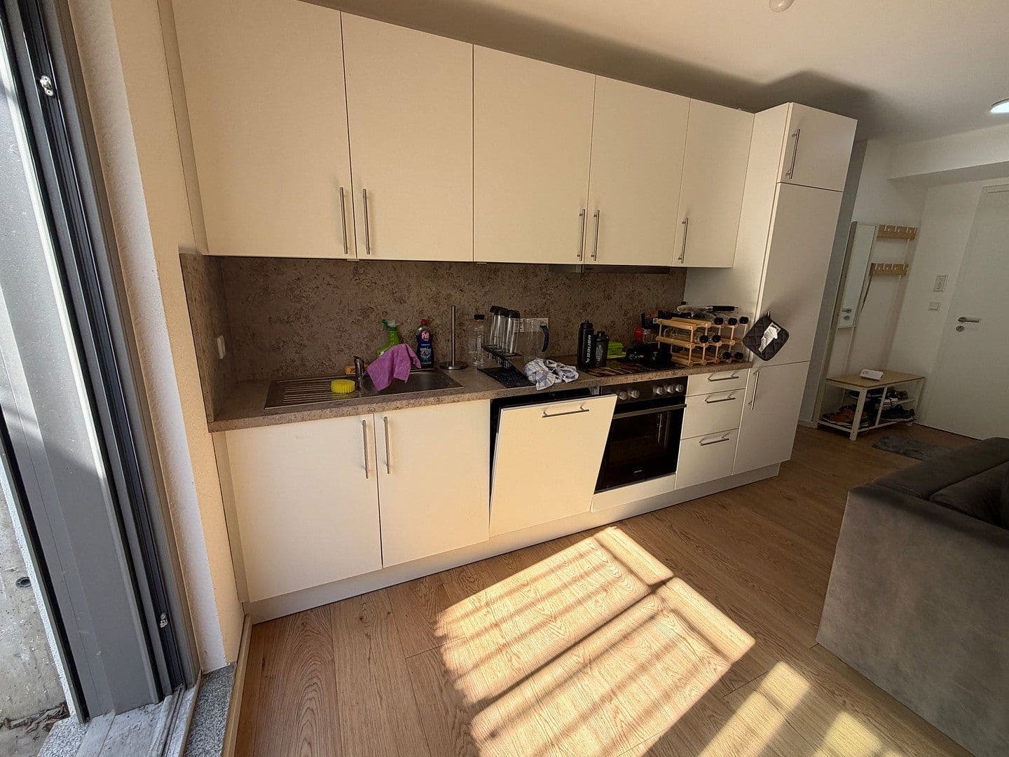 Pronájem bytu 2+1 64 m², Griesheim, Hessen Pronájem bytu 2+1 64 m², Griesheim, Hessen