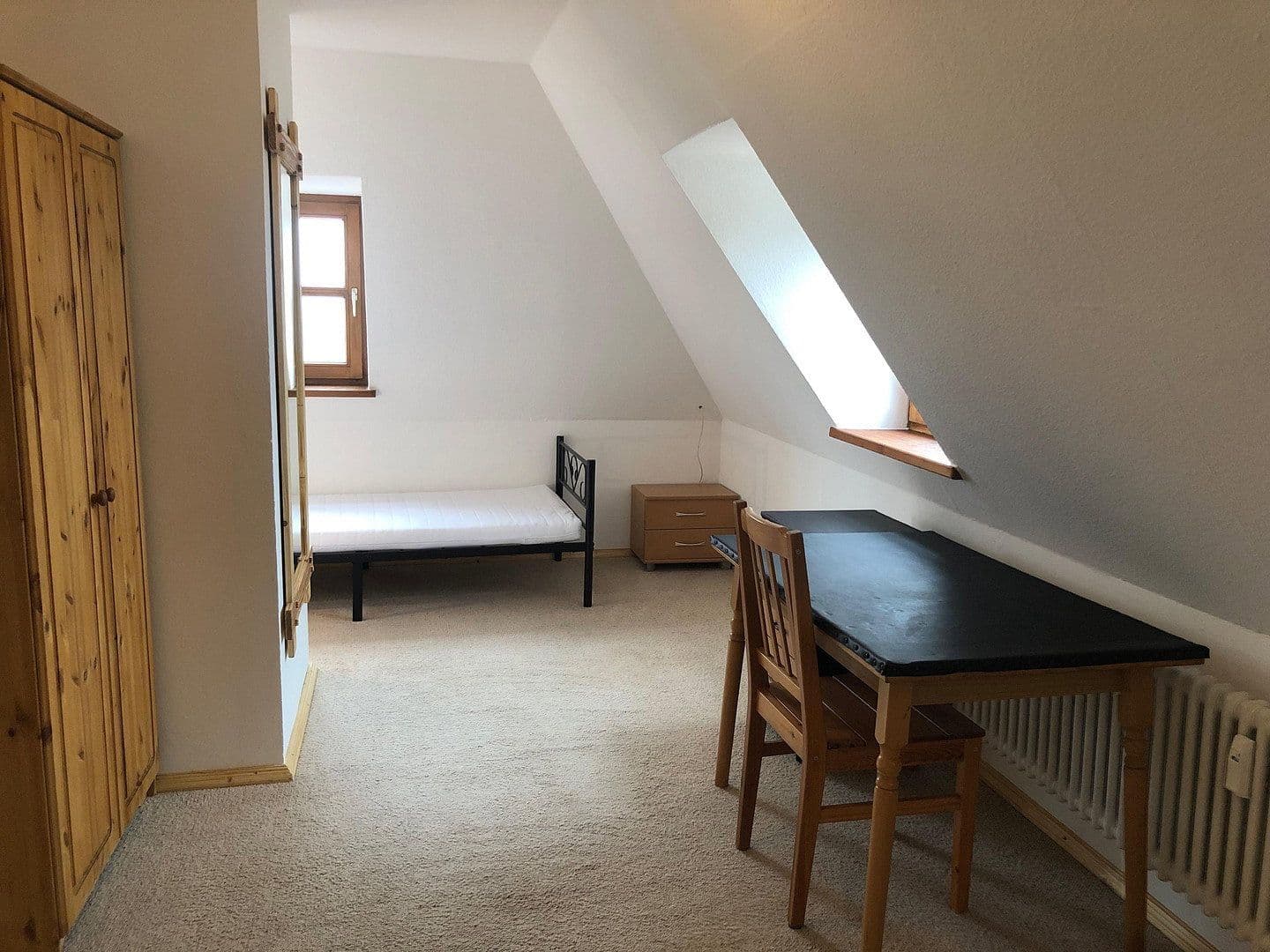 Pronájem bytu 1+1 30 m², Freisinger Straße 13, Haag a. d. Amper, Bavorsko Pronájem bytu 1+1 30 m², Freisinger Straße 13, Haag a. d. Amper, Bavorsko