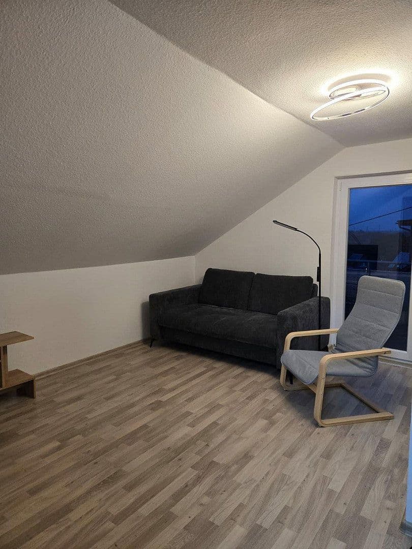 Pronájem bytu 2+1 40 m², Waiblingen, Bádensko-Württembersko Pronájem bytu 2+1 40 m², Waiblingen, Bádensko-Württembersko