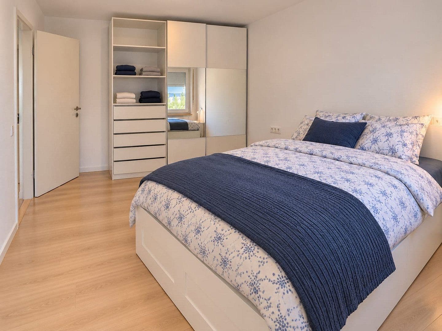 Pronájem bytu 3+1 71 m², St.-Gallener-Straße 42, Ulm, Bádensko-Württembersko Pronájem bytu 3+1 71 m², St.-Gallener-Straße 42, Ulm, Bádensko-Württembersko