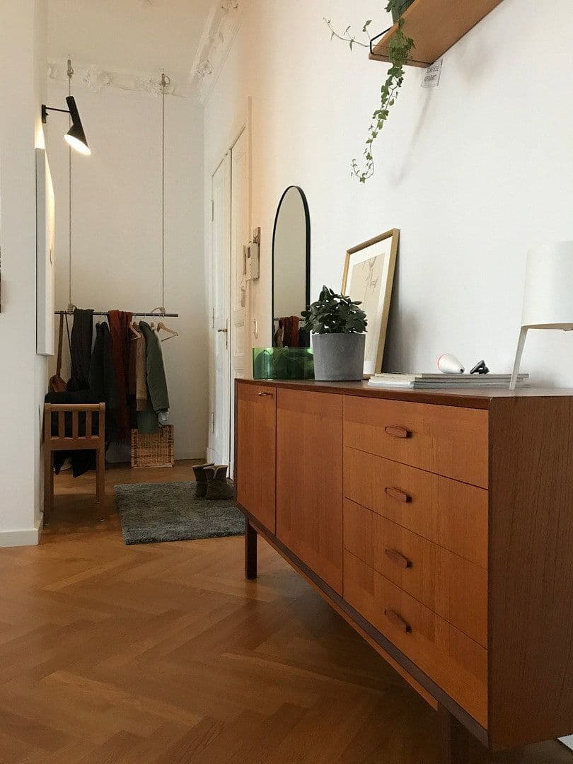 Prodej bytu 4+1 120 m², Berlin, Berlín Prodej bytu 4+1 120 m², Berlin, Berlín
