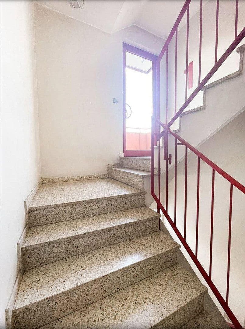Pronájem bytu 2+1 40 m², Bürgermeister-Kutterer-Str. 14, Ludwigshafen am Rhein, Porýní-Falc Pronájem bytu 2+1 40 m², Bürgermeister-Kutterer-Str. 14, Ludwigshafen am Rhein, Porýní-Falc