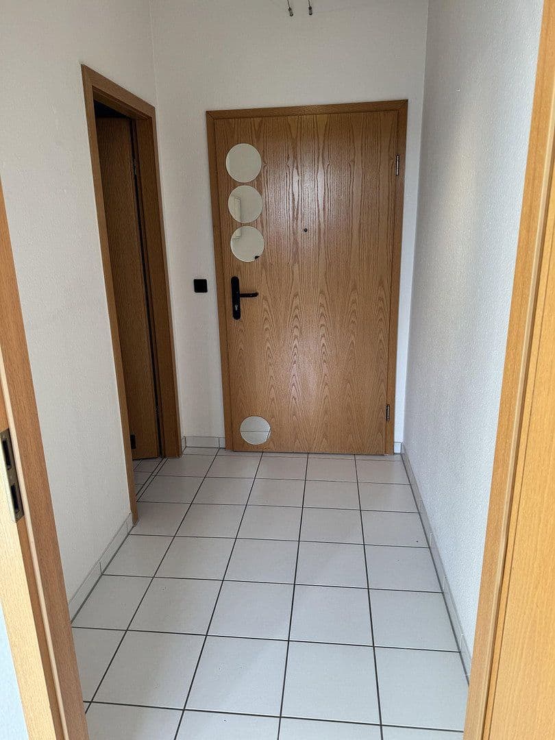 Pronájem bytu 2+1 40 m², Bürgermeister-Kutterer-Str. 14, Ludwigshafen am Rhein, Porýní-Falc Pronájem bytu 2+1 40 m², Bürgermeister-Kutterer-Str. 14, Ludwigshafen am Rhein, Porýní-Falc