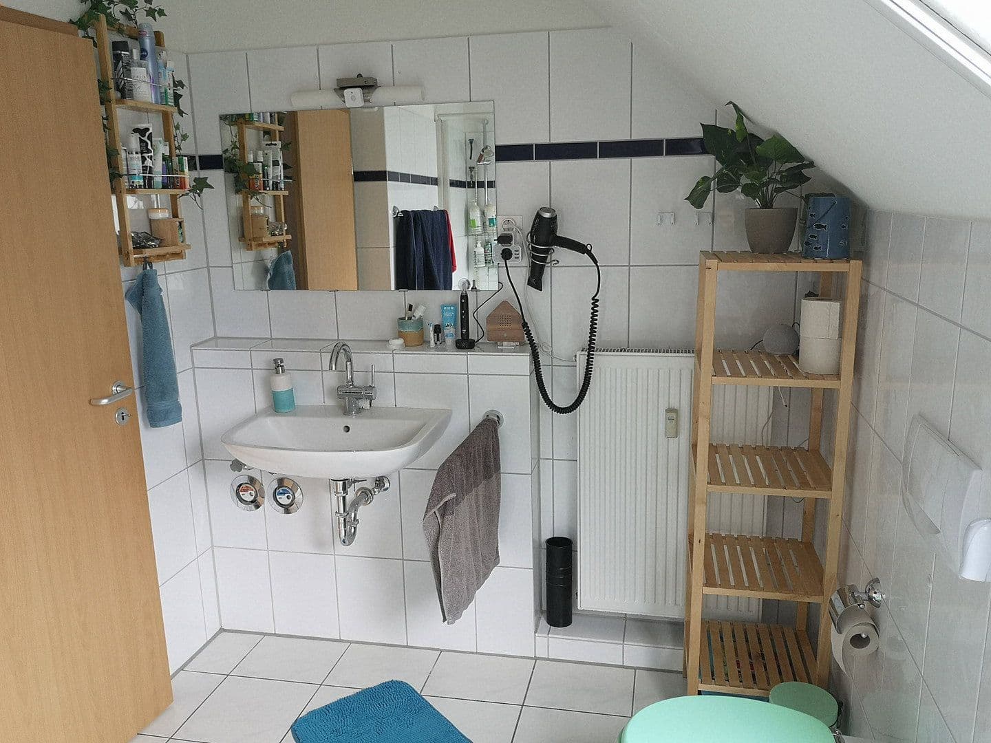 Pronájem bytu 3+1 100 m², Willy-Brandt-Str. 3, Bergisch Gladbach, Severní Porýní-Vestfálsko Pronájem bytu 3+1 100 m², Willy-Brandt-Str. 3, Bergisch Gladbach, Severní Porýní-Vestfálsko
