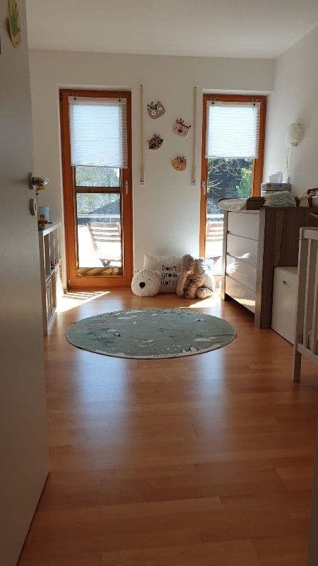 Pronájem bytu 4+1 91 m², Grafing, Bavorsko Pronájem bytu 4+1 91 m², Grafing, Bavorsko