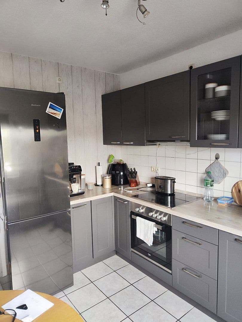 Pronájem bytu 3+1 78 m², Finkenweg 4, Wathlingen, Dolní Sasko Pronájem bytu 3+1 78 m², Finkenweg 4, Wathlingen, Dolní Sasko